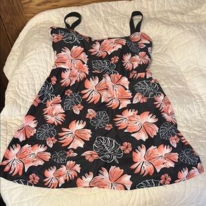 Source Unknown Black and Pink One-Piece Swimsuit Tropical Design